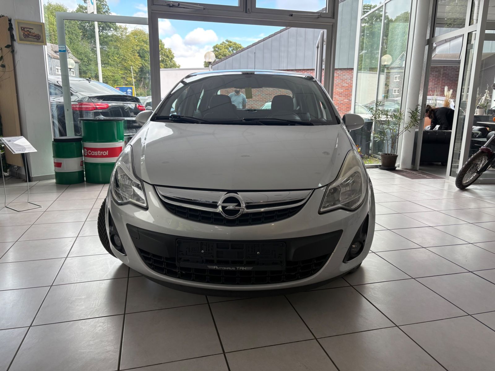 Fahrzeugabbildung Opel Corsa D 150 Jahre Opel