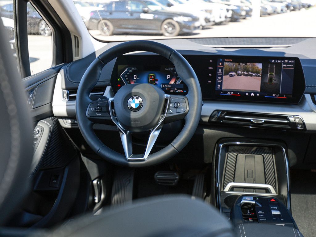 BMW 218 Active Tourer - Bild 16