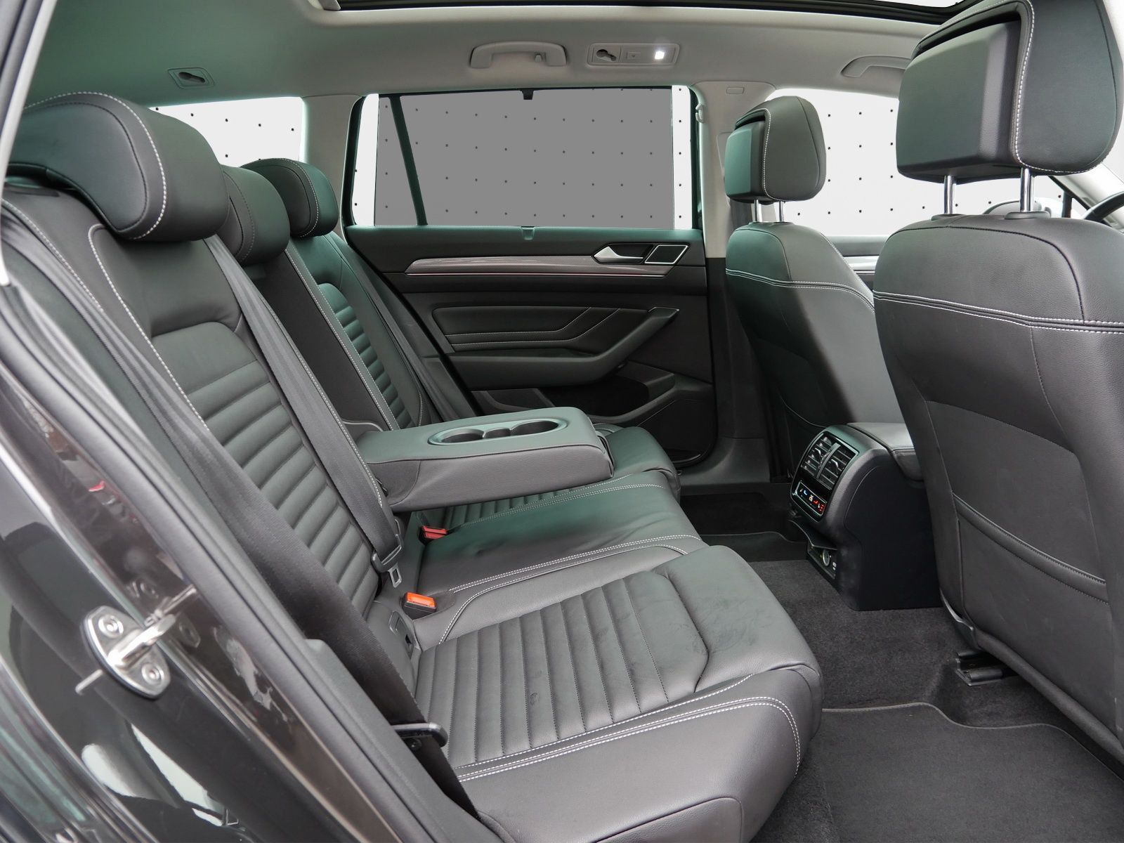 Volkswagen Passat Alltrack - Bild 16