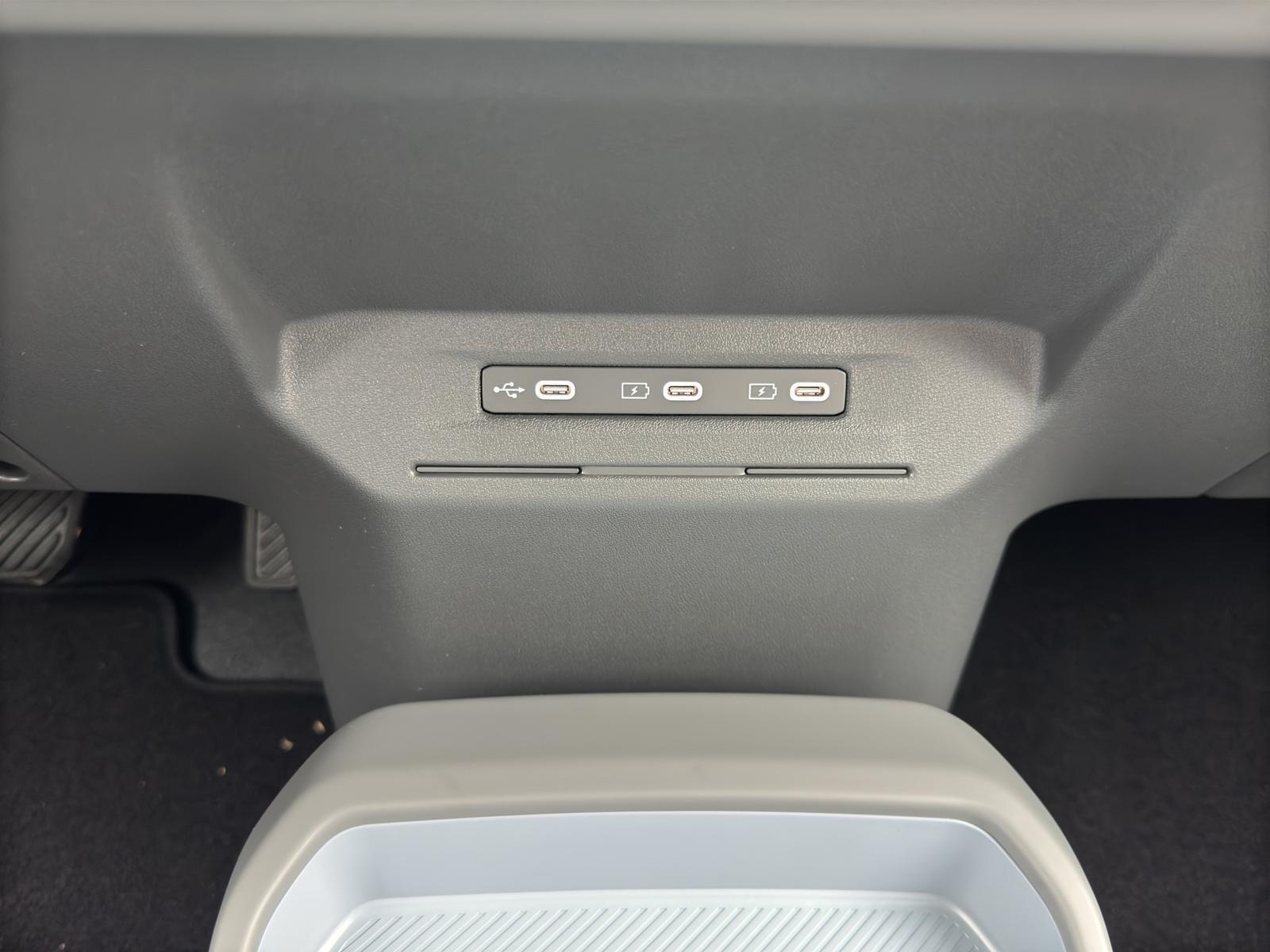 Kia EV3 AIR 58.3 kWh WINTER-PAKET NAVI+KAMERA+CARPLA