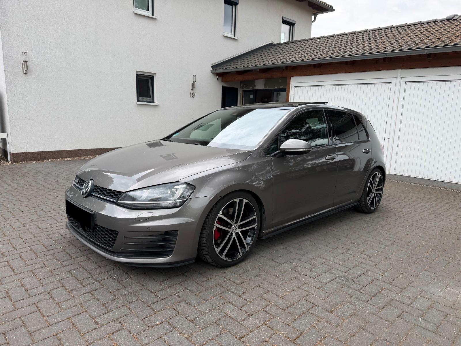 Volkswagen Golf VII GTD Sport&Sound Navi-Pro Pano Dyn-Audio