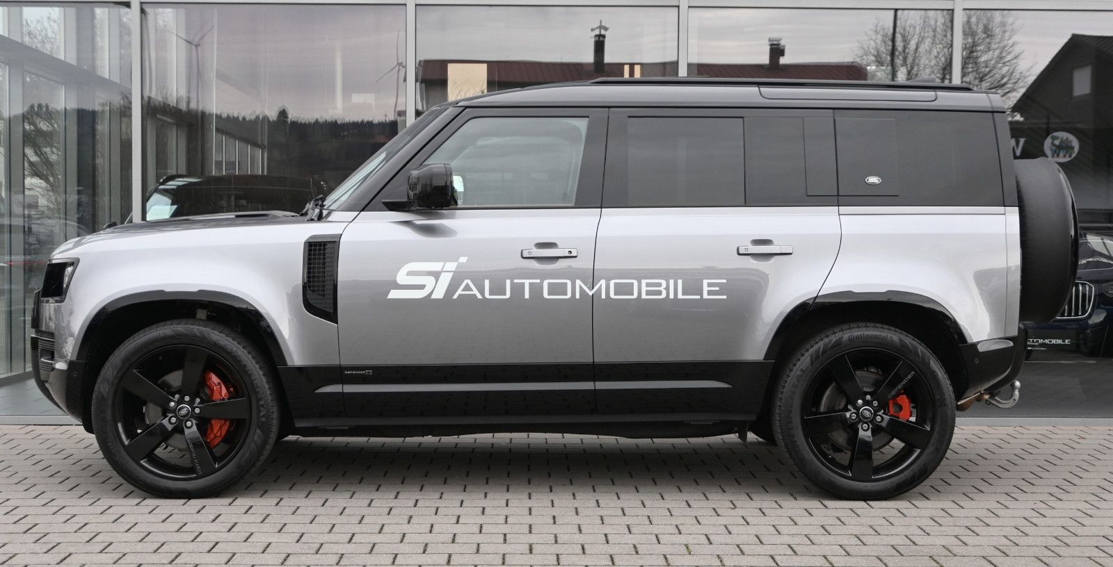 Fahrzeugabbildung Land Rover Defender 'X' D300 AWD °°UVP 125.666€°°VOLL°°