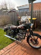 Royal Enfield Classic 350 - ROYAL ENFIELD CLASSIC 350