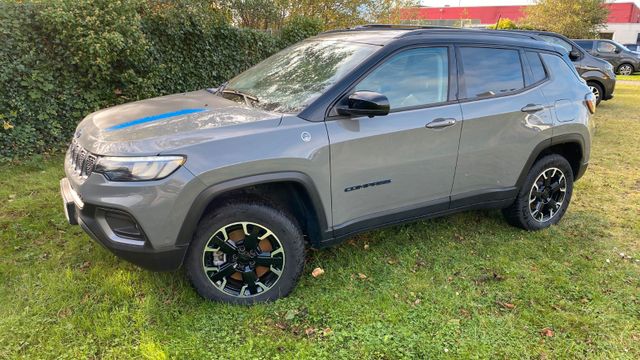 JEEP Compass Trailhawk Plug-In Hybrid 4WD