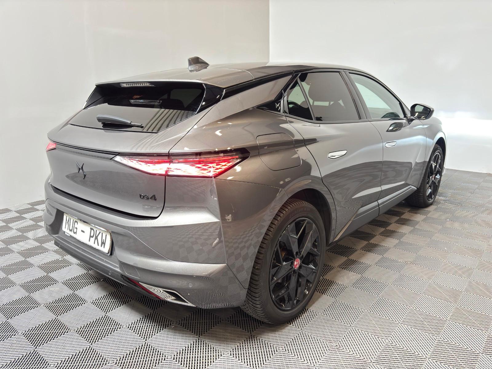 DS Automobiles DS4 Performance Line*ACC-HUD-AKH-Alcantara*