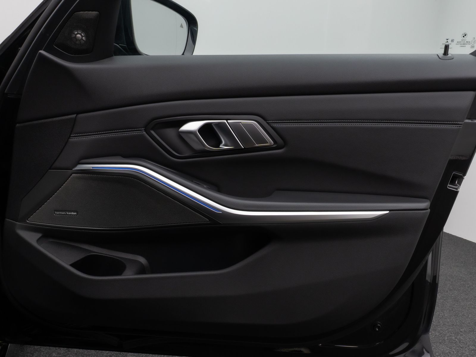 Fahrzeugabbildung BMW 320d xD SportLine Laser HUD DAB H/K Komfort Alar