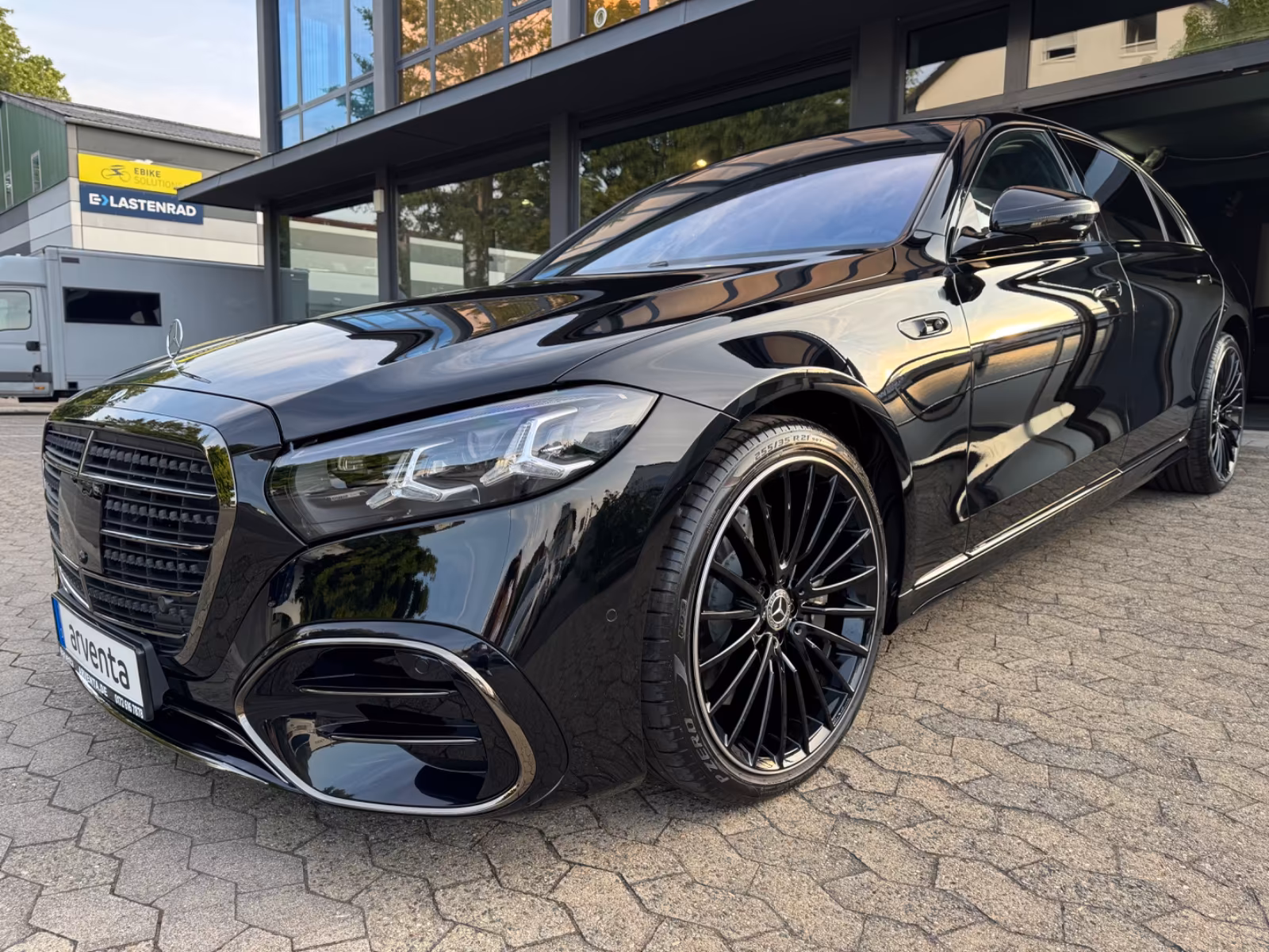 Mercedes-Benz L AMG PLUS|4D-BURMESTER|KÜHLFACH|BRAUN|5-SITZE|