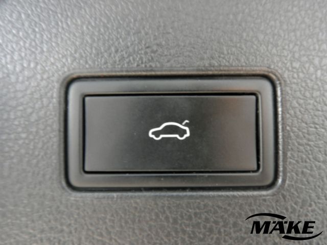 Passat Business 2.0 TDI DSG AHV ACC LED NAV STDH