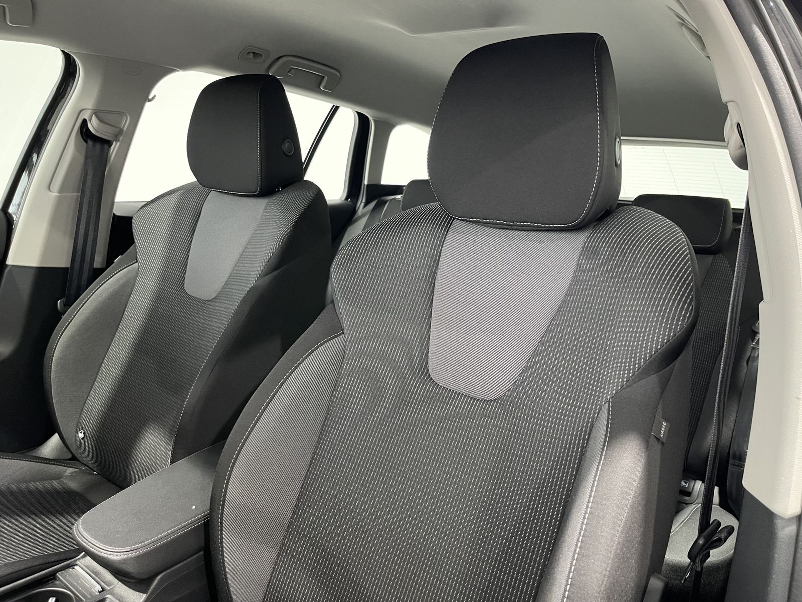 Fahrzeugabbildung SKODA Octavia 2.0 TDI*LED*Cam*SHZ*Navi*PDC*Lane*