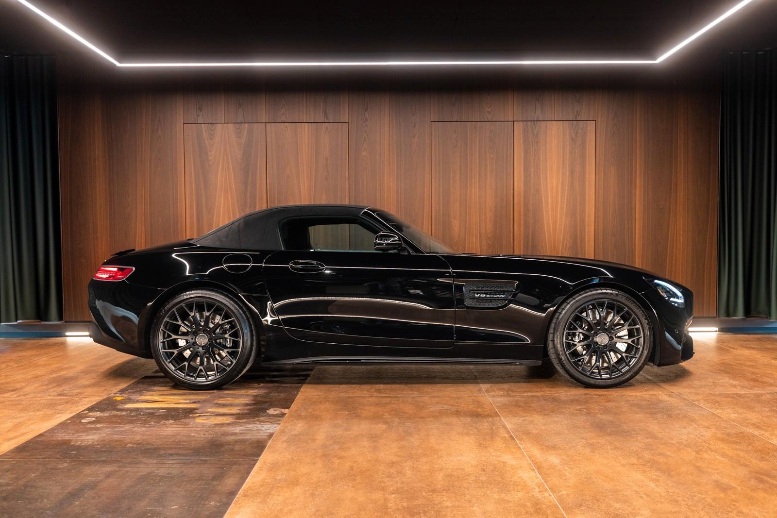 Mercedes-Benz AMG GT Roadster Night Edition Junge Sterne