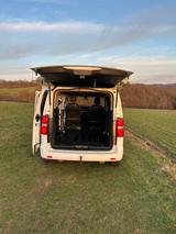 Peugeot Traveller BlueHDi 150 S&S 6-Gang Allure L2 A... - weiße Peugeot Traveller