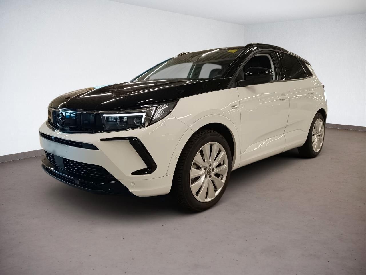Fahrzeugabbildung Opel Grandland (X) 1.6T GSe HYBRID 4X4 NAVI/LES/SPORT