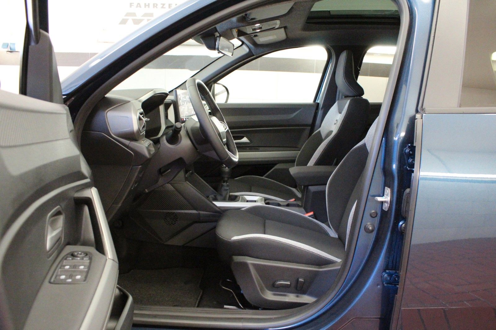 Fahrzeugabbildung Dacia Bigster TCe 140 Journey *Winter-Plus-Paket*