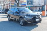 Volkswagen VOLKSWAGEN Tiguan 1.6 TDI SCR Sport BlueMotion T - Volkswagen Tiguan mit Diesel-Antrieb: Kombi, Schaltgetriebe