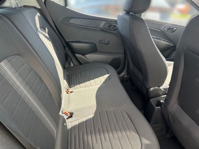 Fahrzeugabbildung Hyundai i10 Select 1.0 (MY25) Navi Kamera PDC digit. Coc