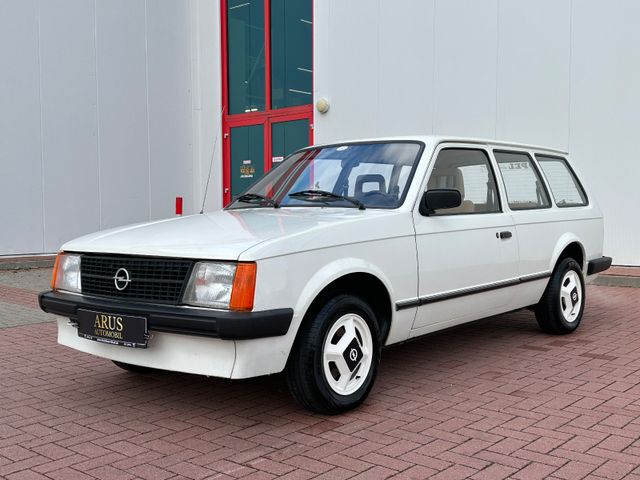 Opel Kadett D 3 Tür Caravan Sammlerstück/TÜV NEU