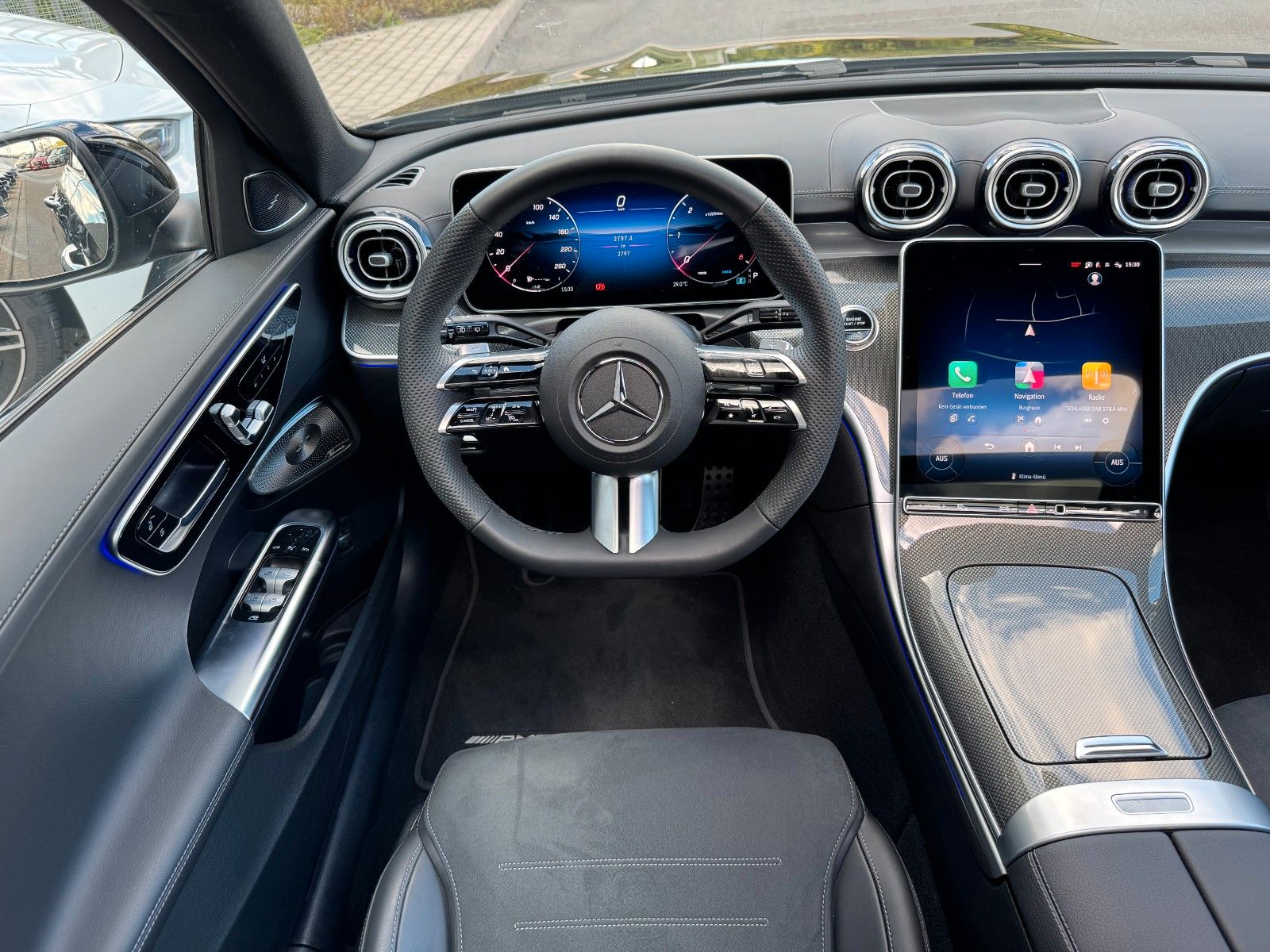 Fahrzeugabbildung Mercedes-Benz C 220 d T AMG Burm+AHK+Pano+360°+Distr+Memory