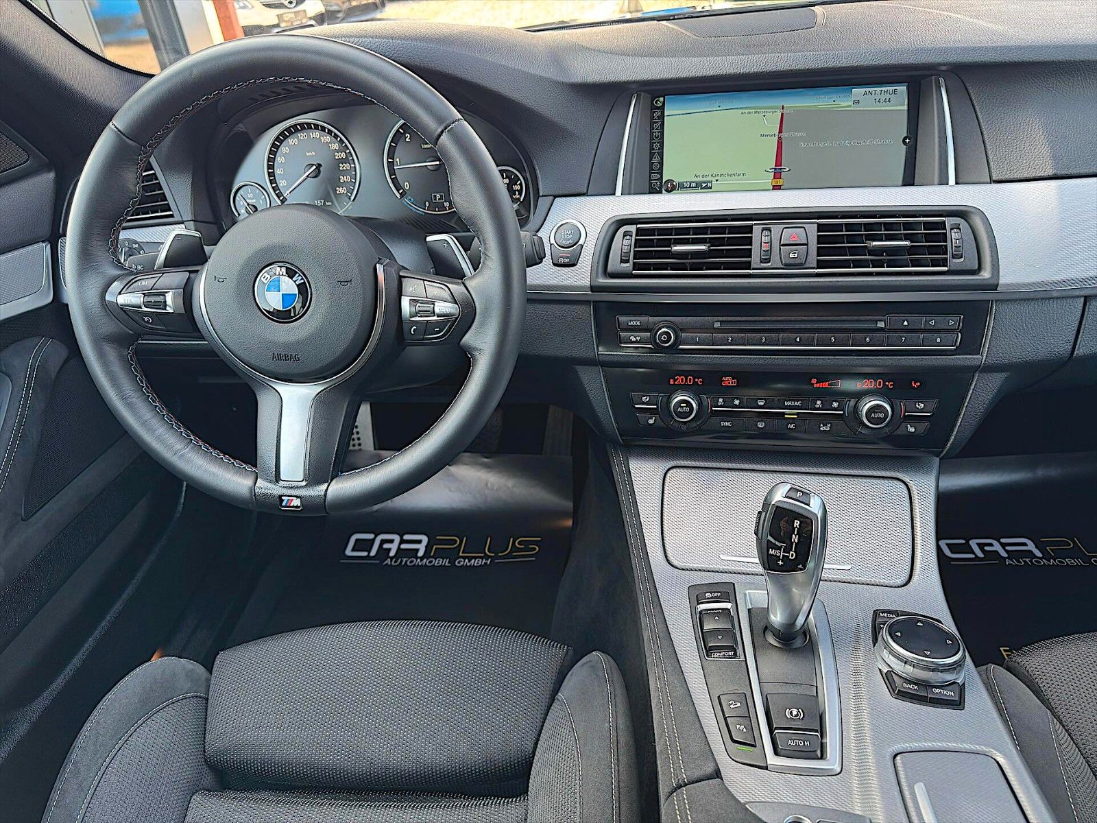 Fahrzeugabbildung BMW 520d xDrive M-Sport Shadow *LED*Head Up*Kamera*
