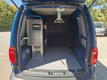Volkswagen Caddy - 10