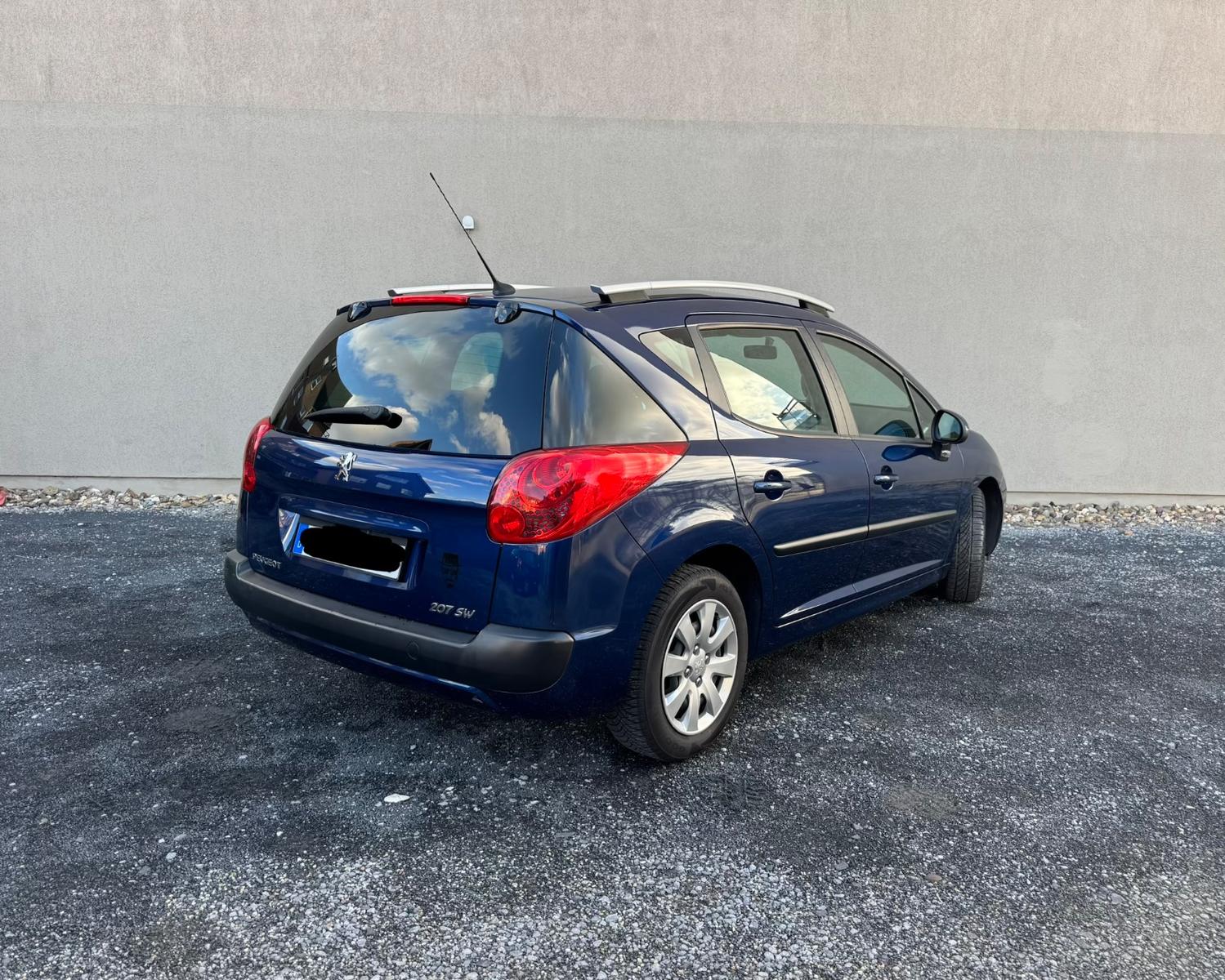 Peugeot 207 2008 — photo 7