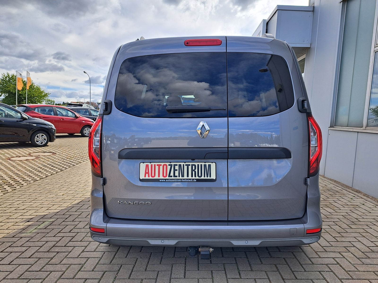 Fahrzeugabbildung Renault Kangoo Techno TCe130 AUTOMATIK AHK ACC NAVI LED