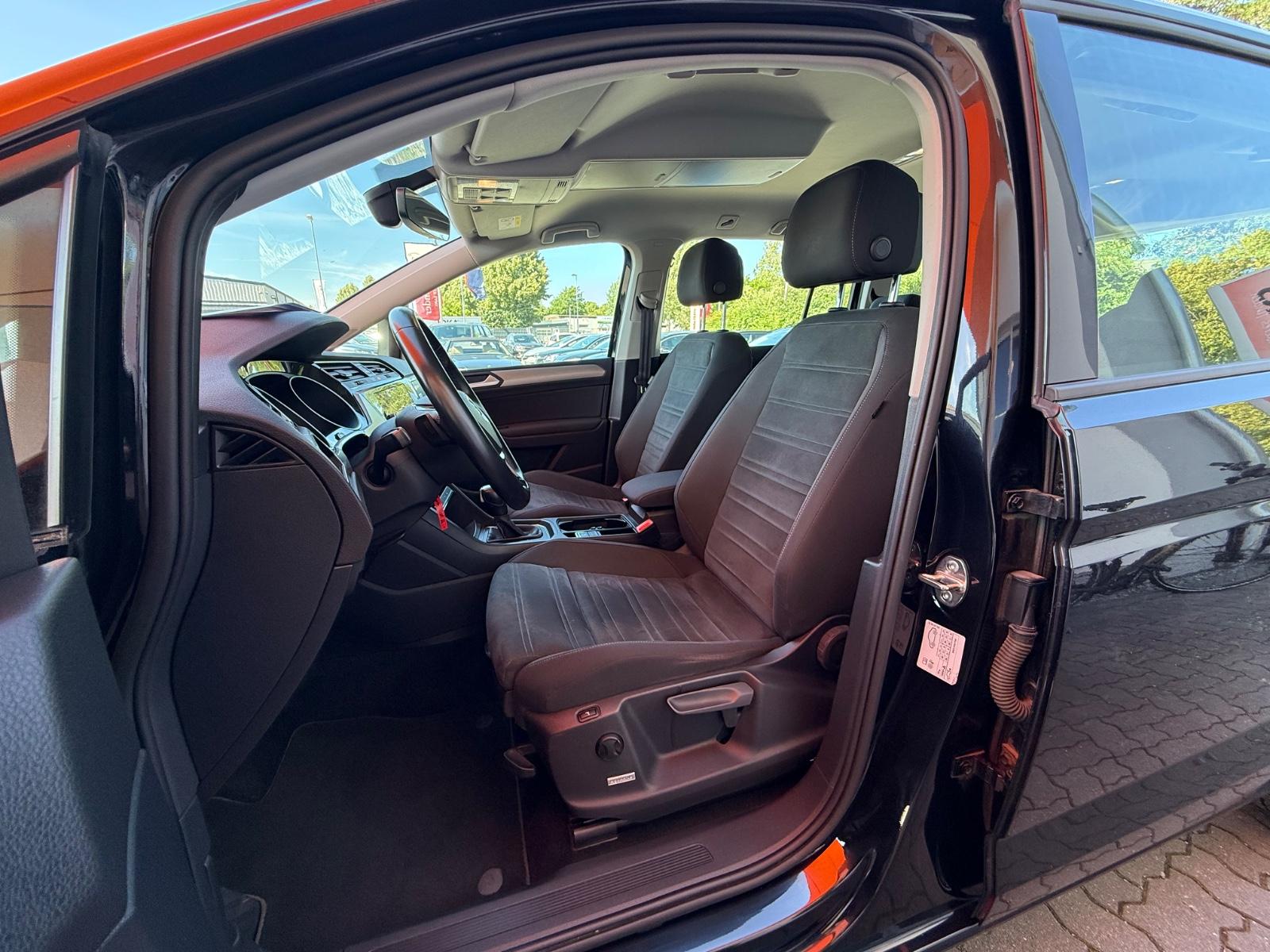 Volkswagen Touran Comfortline=7.Sitzer = 298,- € Monat =, миниатюра 13