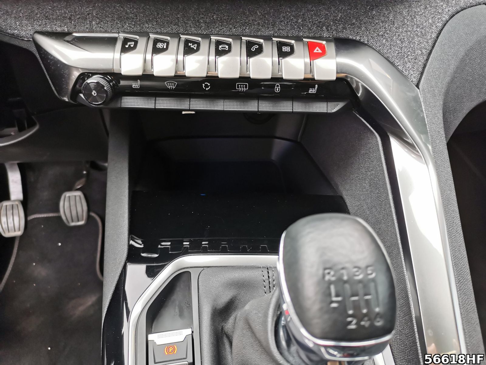 Fahrzeugabbildung Peugeot 3008 Allure Pack*Leder*PDC+Cam*LED*NAVI*