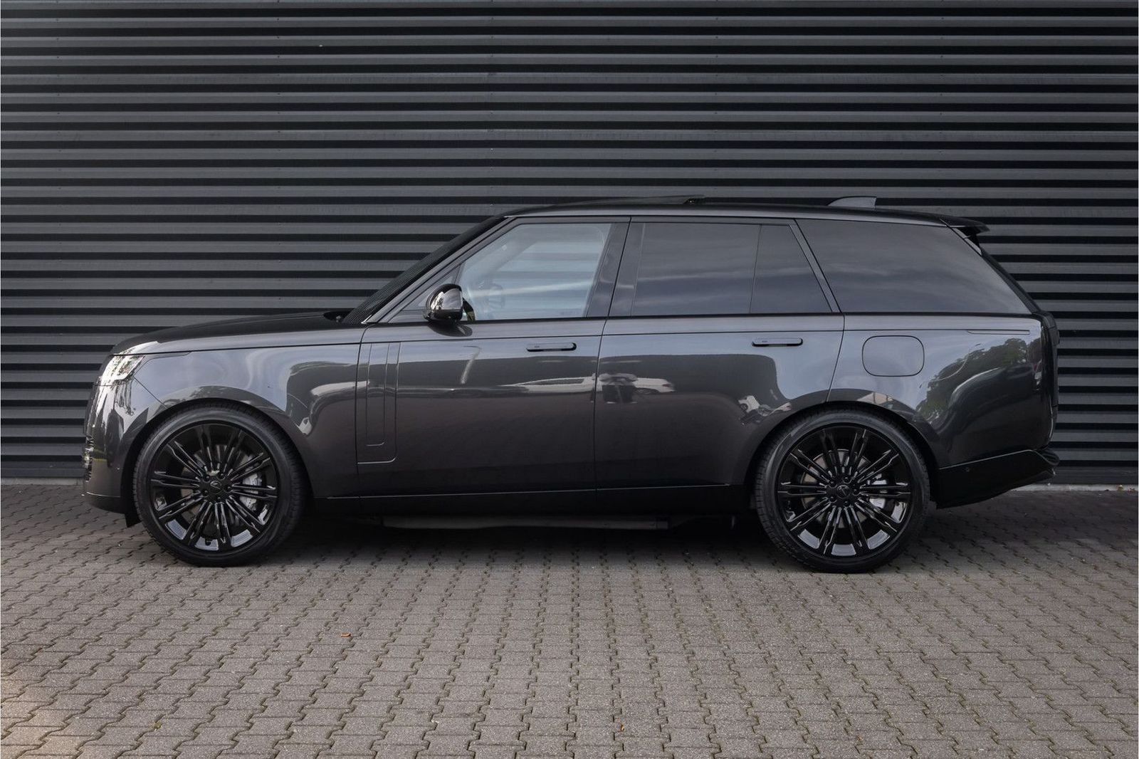 Land Rover Range Rover 3.0 P550e HSE PHEV 23'' - Carpathian imagem 3