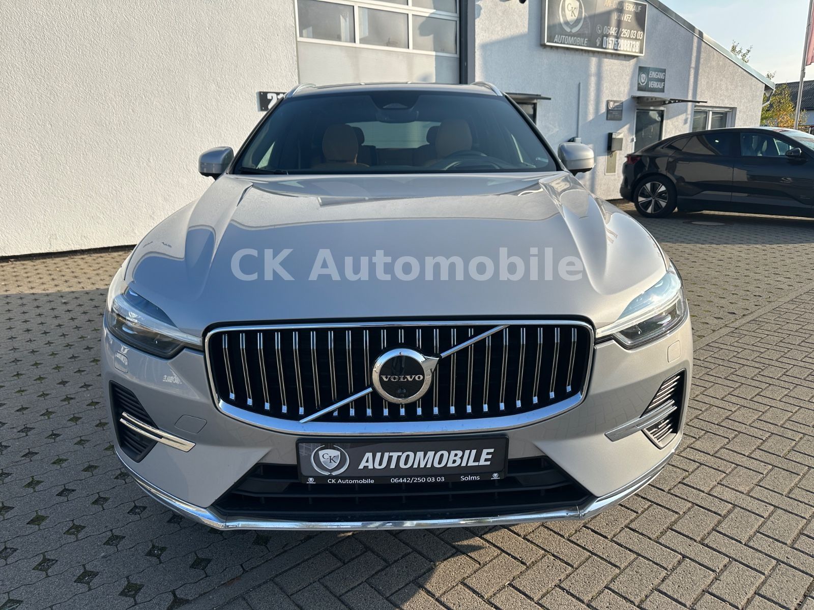 Fahrzeugabbildung Volvo XC60 B5 UltimateBright AWD/Head-Up/Pano/360°/AHK