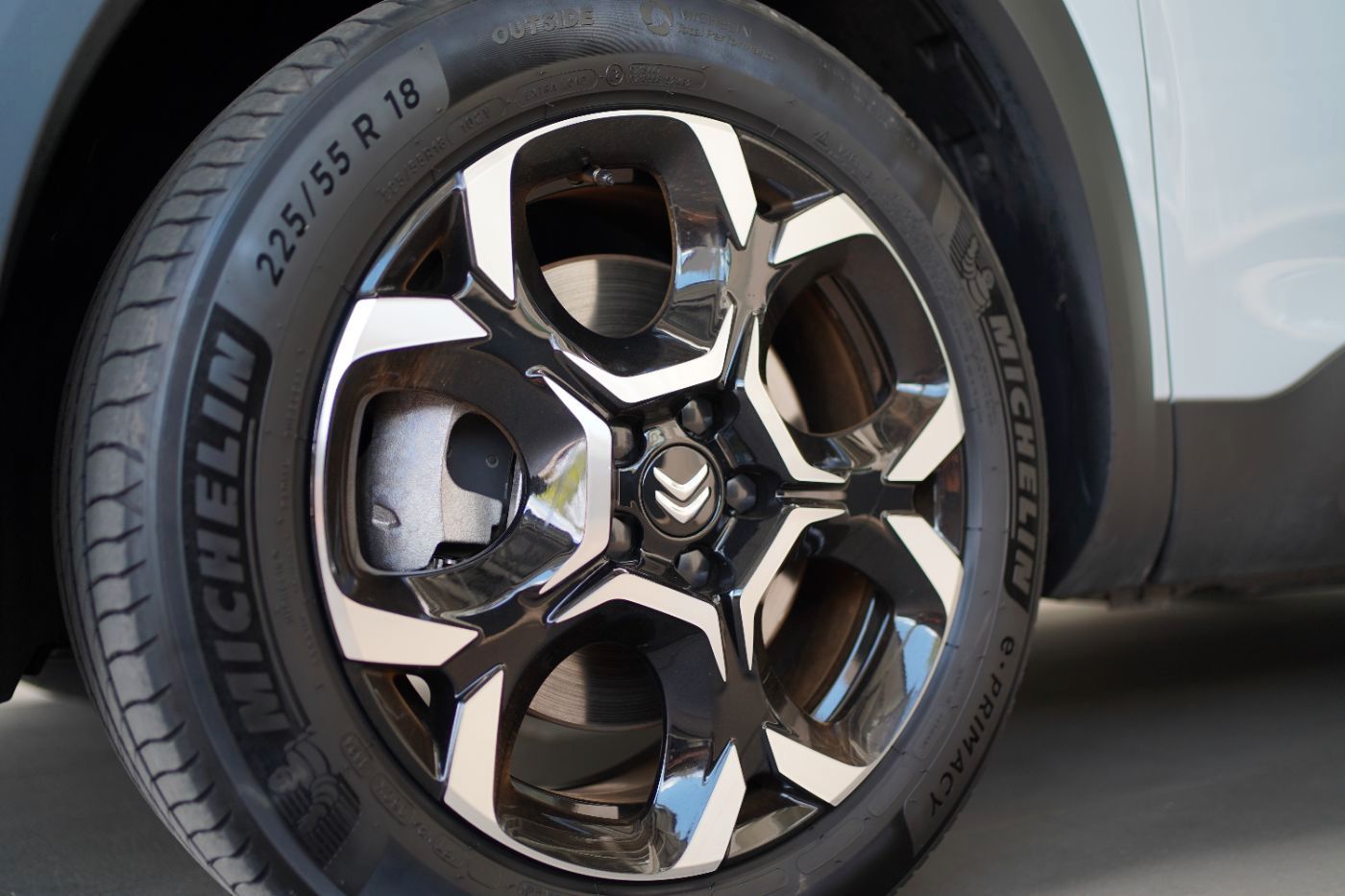 Fahrzeugabbildung Citroën C5 Aircross Hybrid 180 EAT8 Max Automatik Navi