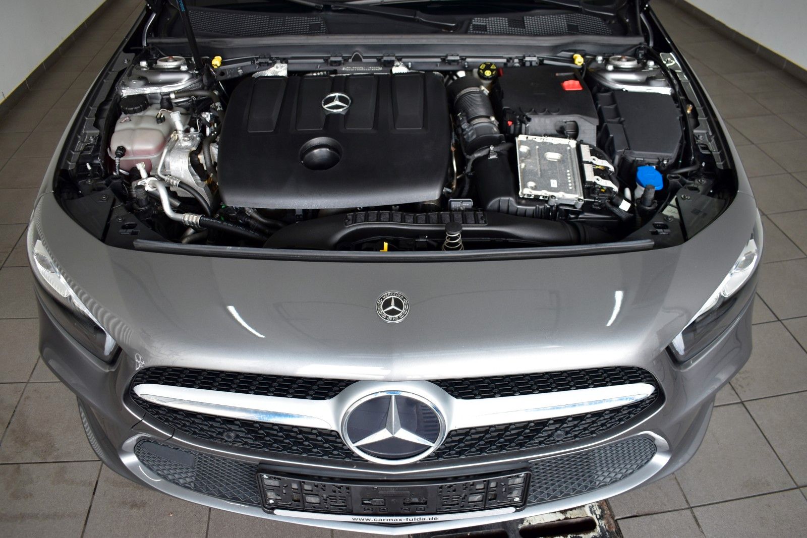 Fahrzeugabbildung Mercedes-Benz A 180d T.Leder,Navi,LED,SH,Park-Paket