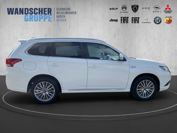 Mitsubishi Outlander Plug-in-Hybrid 2.4 4WD *SHZ*NAVI