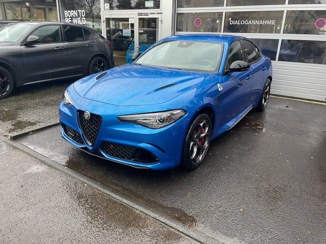 Alfa Romeo Giulia Quadrifoglio 2.9 V6 Bi-Turbo (510PS)