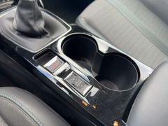 Foto Nummer 18: PEUGEOT 208