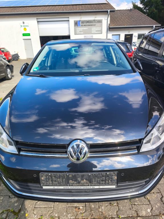 Image of Volkswagen Golf