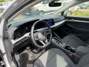 Volkswagen Golf - 6