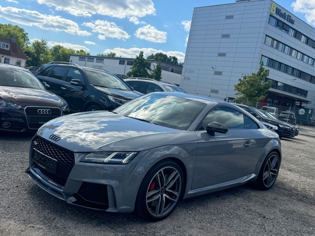 Audi TT RS