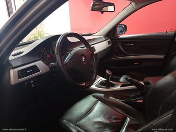 BMW 318 - 8