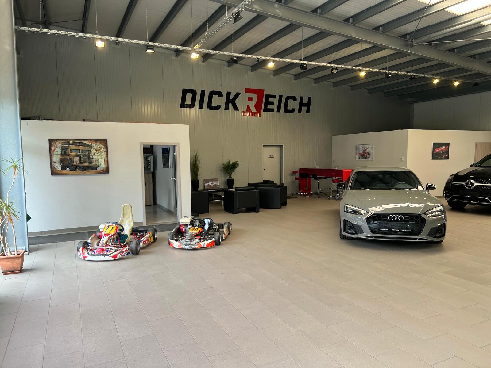 showroom-image-main