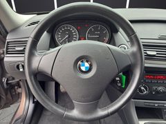 BMW X1 sDrive16d*Xenon*1.Hand*