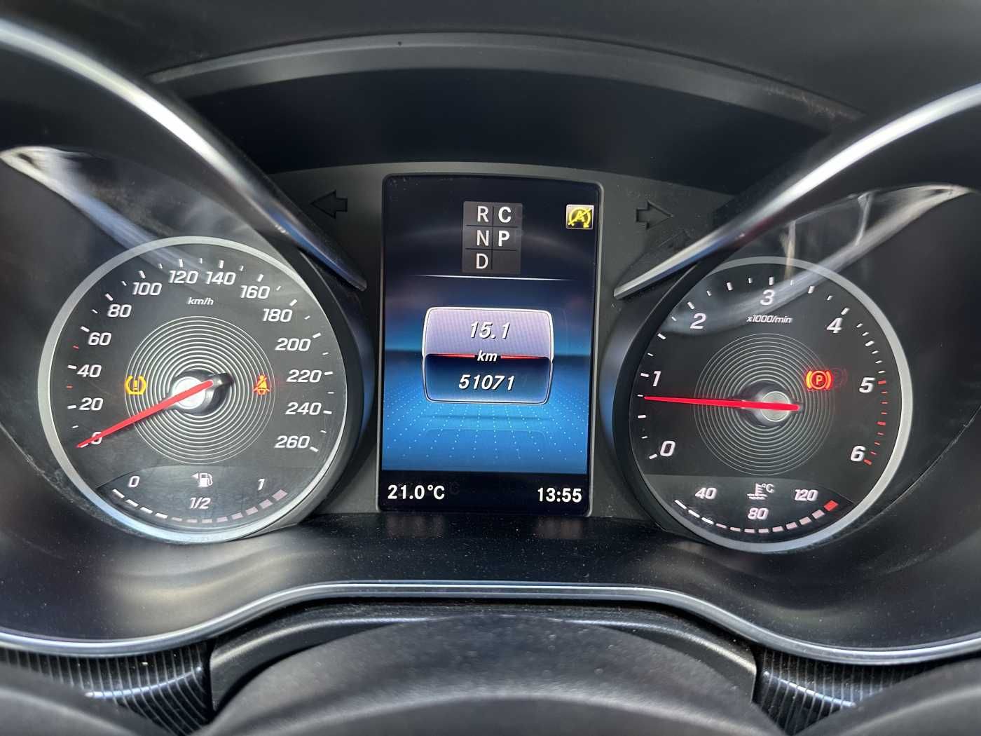 Fahrzeugabbildung Mercedes-Benz V 250 d EDITION ILS Panorama Kamera 8Sitze