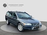 Volvo XC70 D5 AWD Momentum*Autom.*AHK*PDC*4Season - Volvo XC70 Momentum mit Diesel-Antrieb