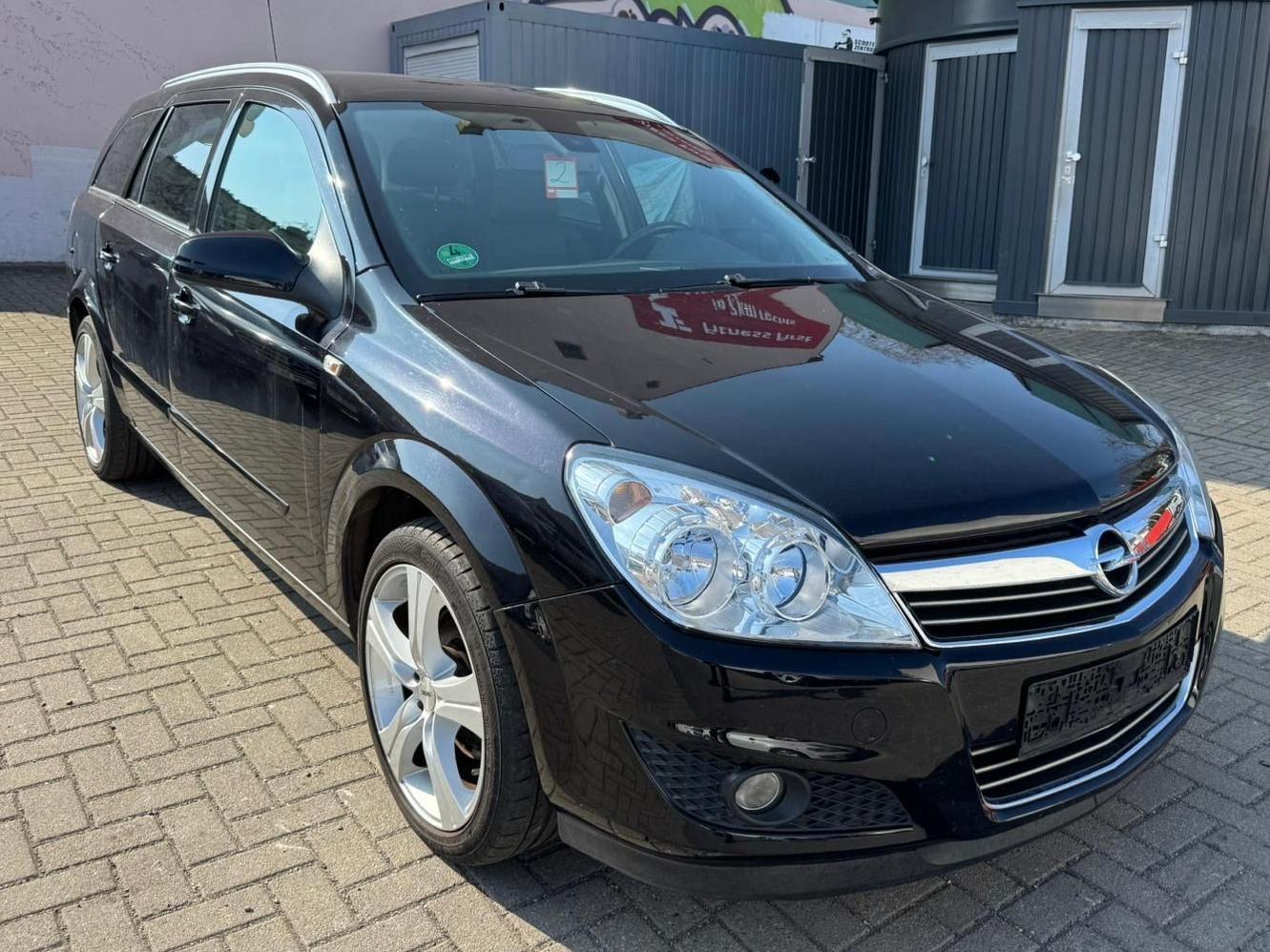 Opel Astra 1.6 *Teilleder/Klimaautomatik/85KW/PDC*