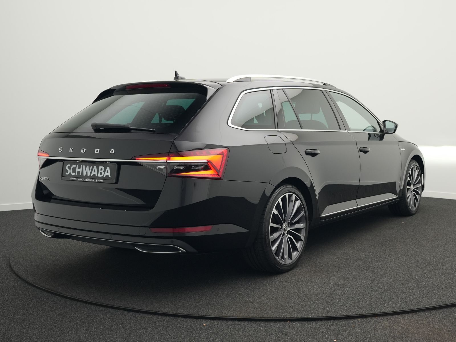 Skoda Superb - Bild 3