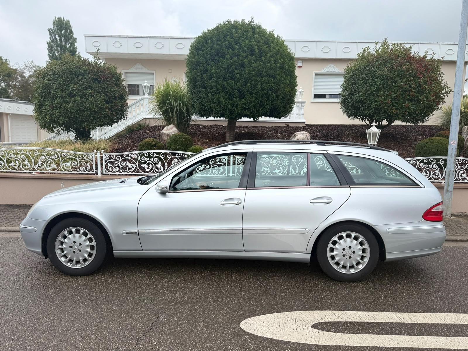 Mercedes-Benz E280 2005 — photo 7
