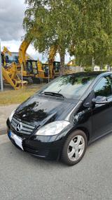Mercedes-Benz A 160 BlueEFFICIENCY - - Mercedes-Benz A 160 in Hamburg