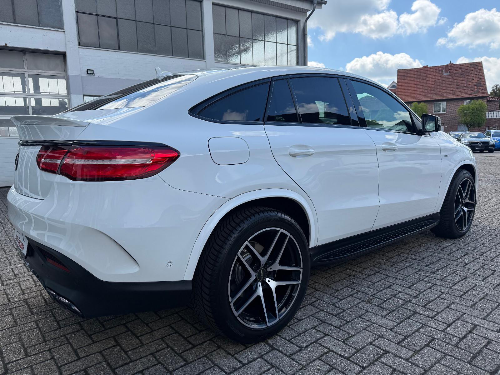 Mercedes-Benz GLE 350 d Cou 4Mat AMG+Bi-Xen+Navi+Kam+Pano+AHK