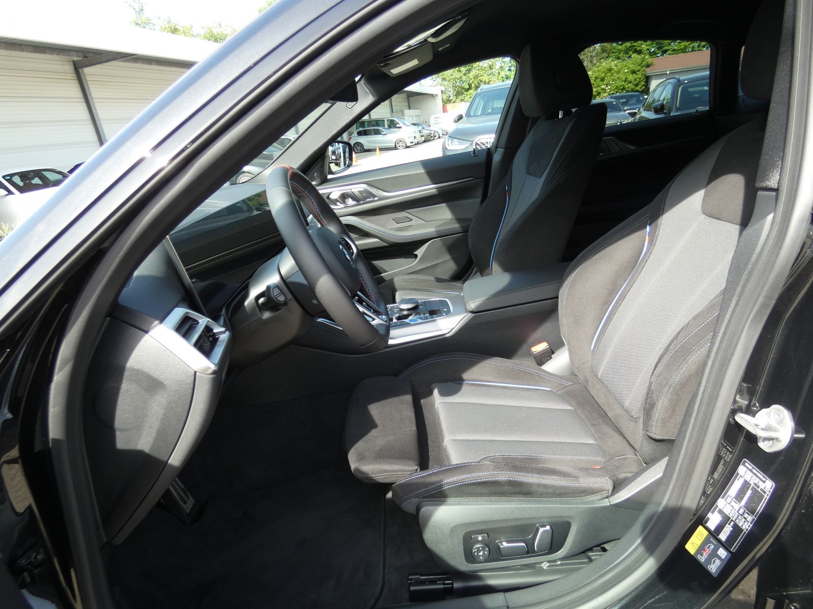 BMW i4 - Bild 14