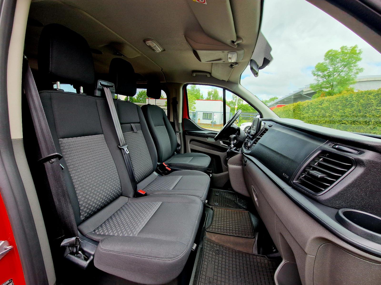 Ford Transit Custom Kombi 320 L1 (9-Sitzer, 2x Klima)