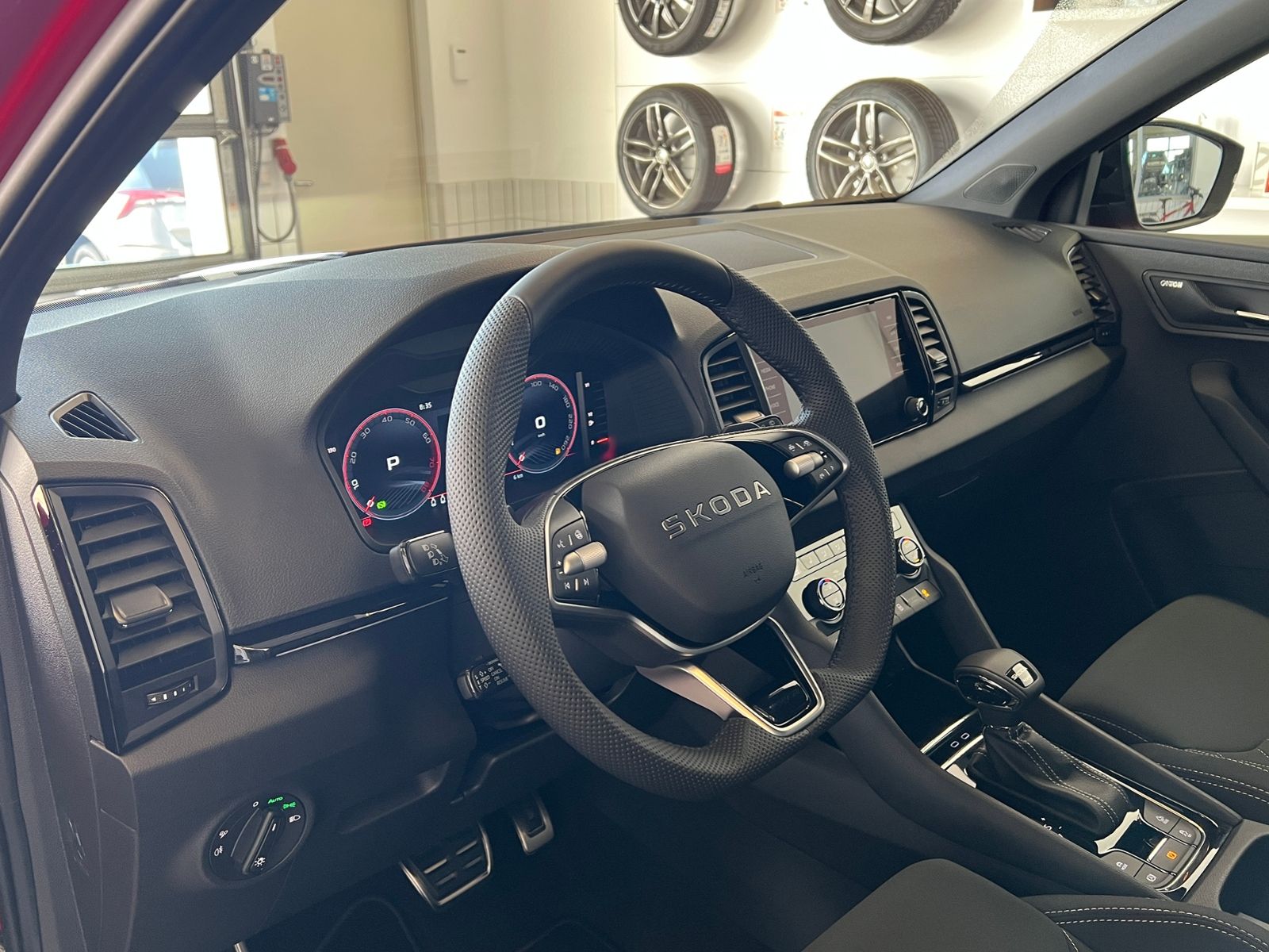 Fahrzeugabbildung SKODA Karoq Sportline 2.0 TSI DSG 4x4 *AHK,CANTON-Soun